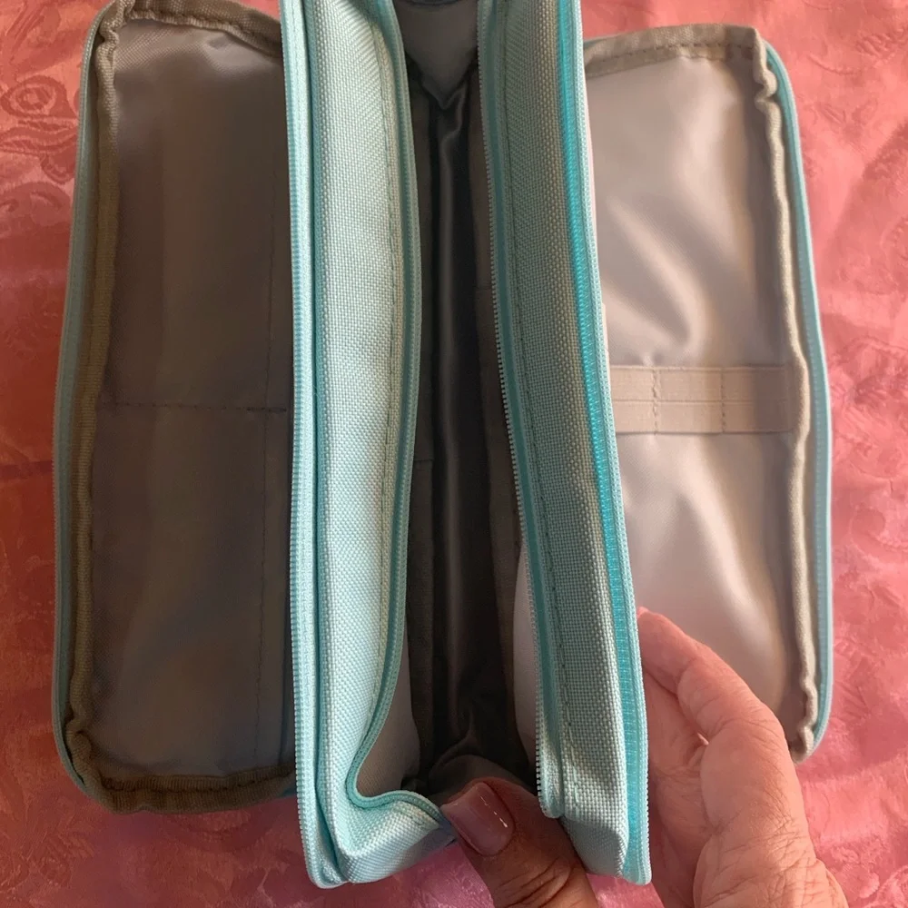 Angoo Set of 2 Pencil Cases - Blue and Green